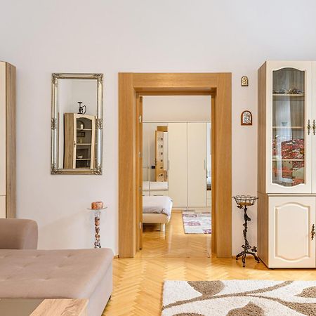 Brasov Centrul Vechi - 67Sqm - 2Min To Counsel Square 아파트 외부 사진