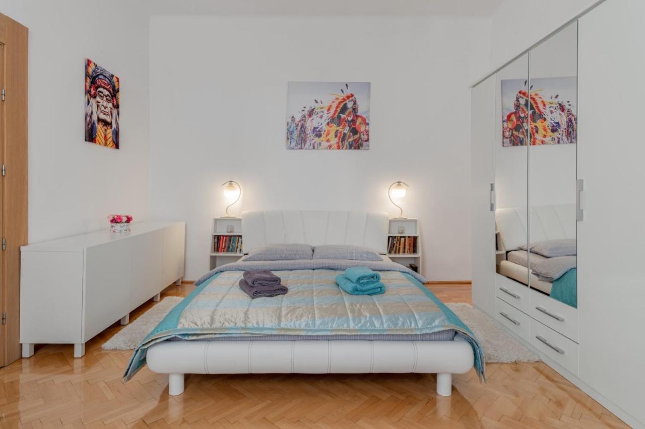 Brasov Centrul Vechi - 67Sqm - 2Min To Counsel Square 아파트 외부 사진