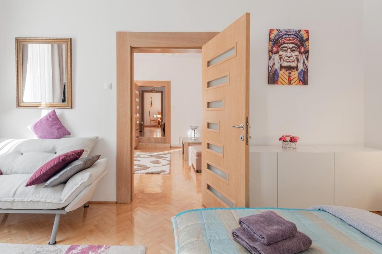 Brasov Centrul Vechi - 67Sqm - 2Min To Counsel Square 아파트 외부 사진