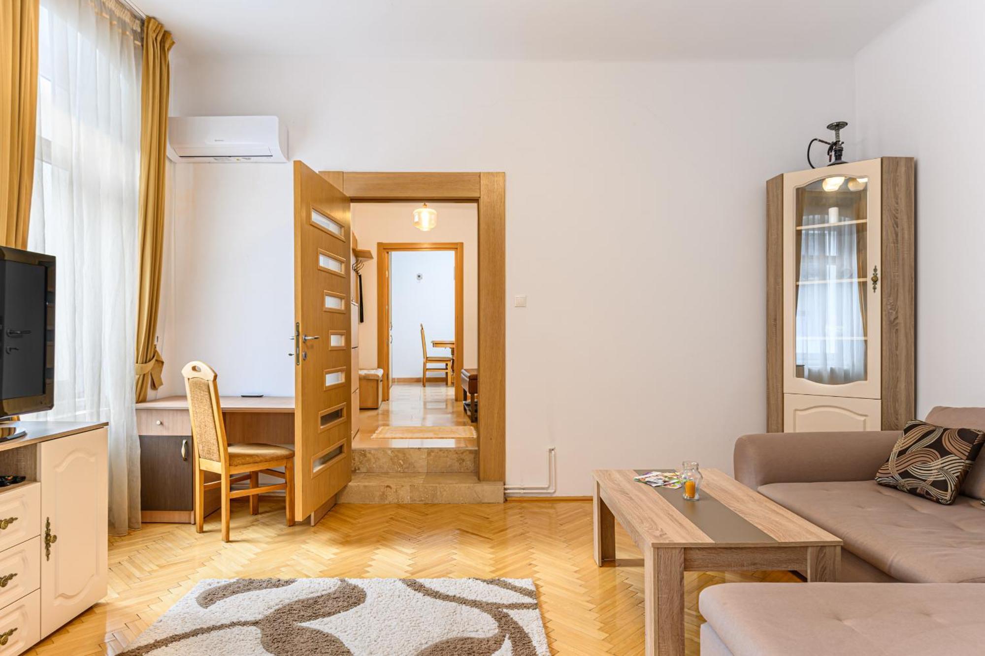 Brasov Centrul Vechi - 67Sqm - 2Min To Counsel Square 아파트 외부 사진